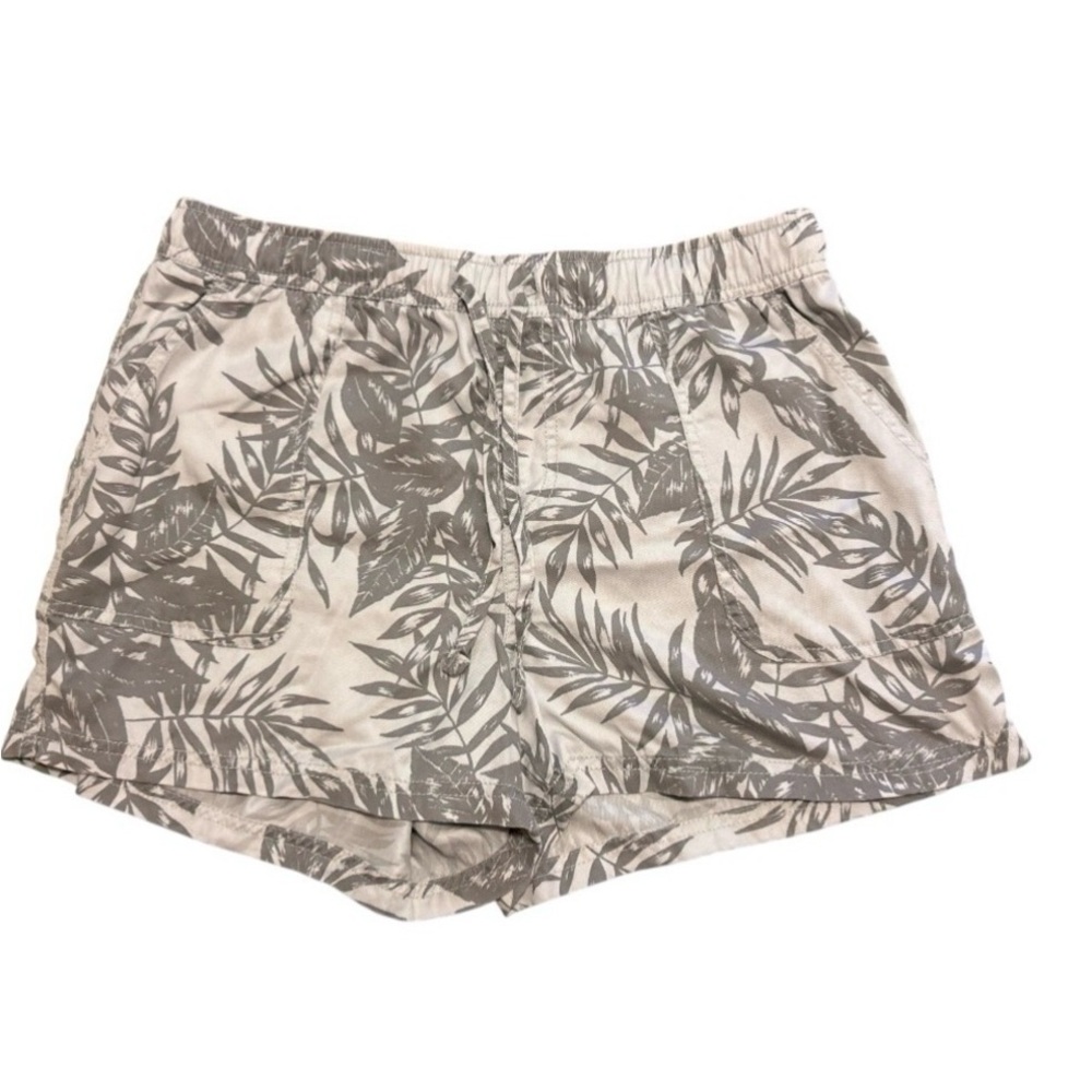 C&C California Gray Leaf Print Shorts - Size M